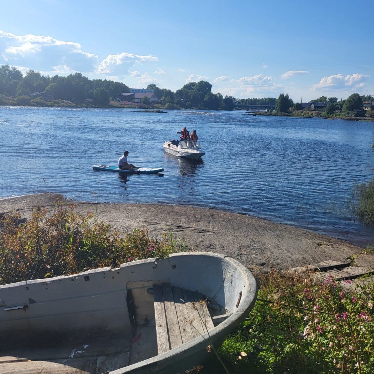Трагедия на реке Выг: водолазы ищут утонувшего ребенка