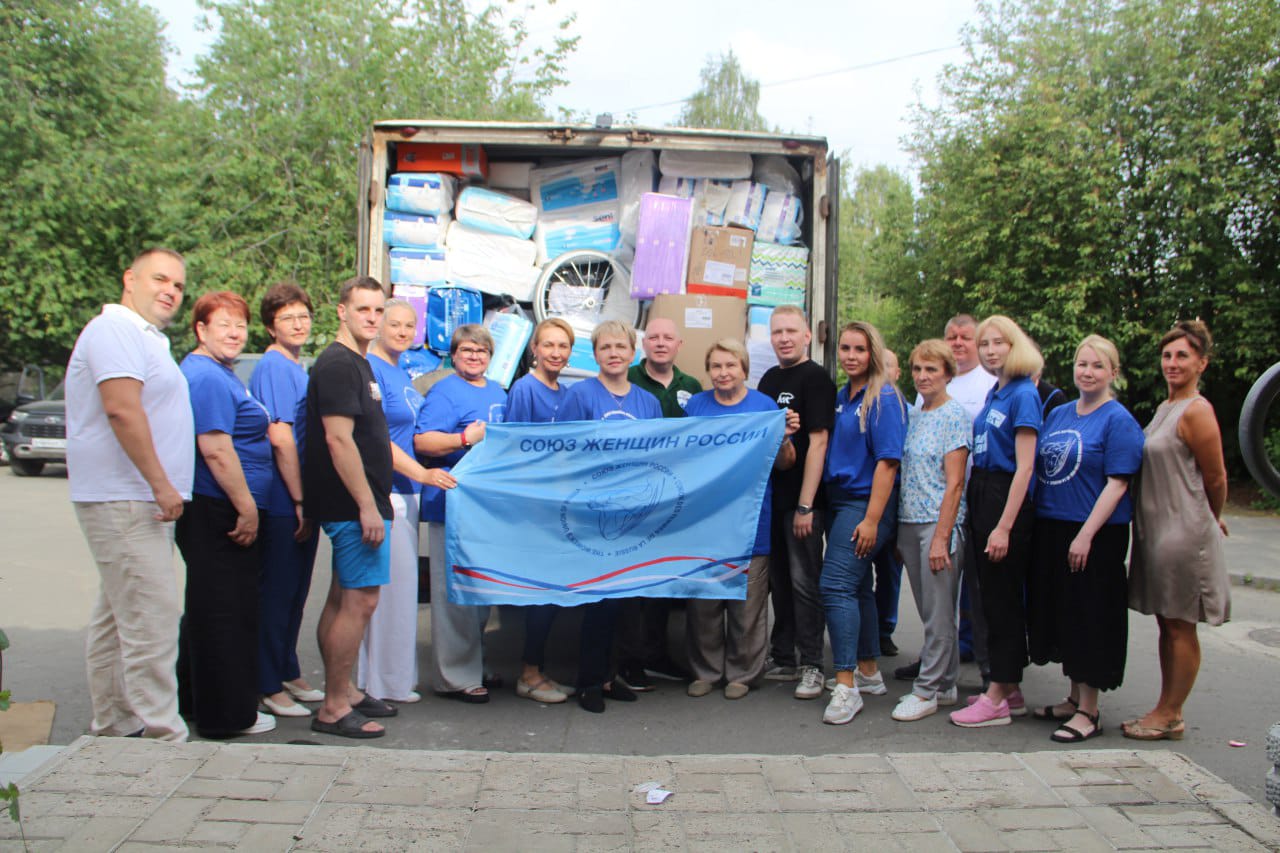 Более 3 тонн посылок для раненых бойцов собрали жители Карелии