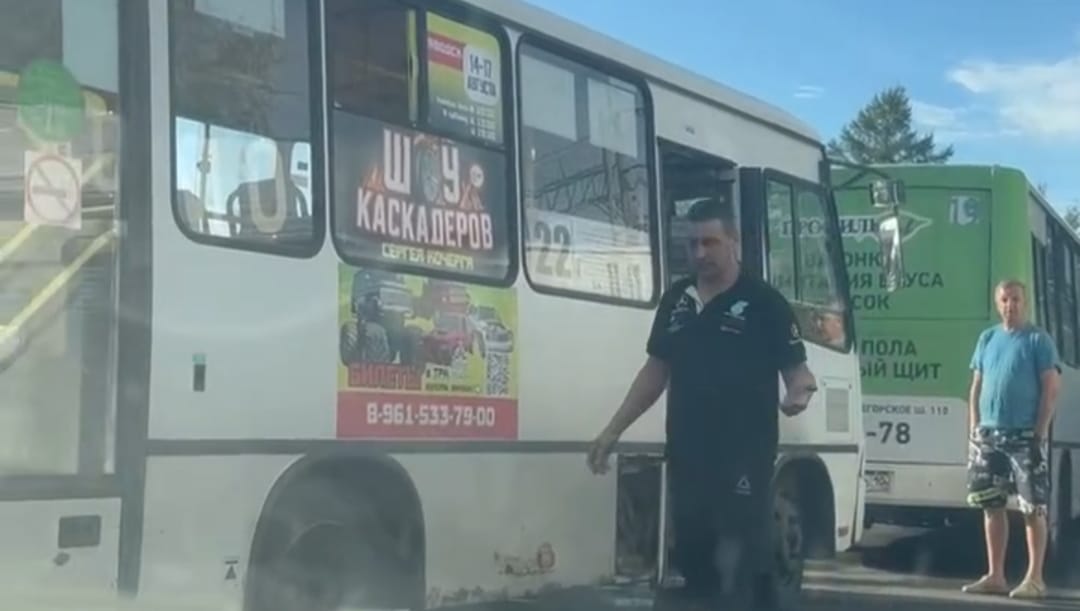 Водители маршруток продолжают хамить жителям Петрозаводска в разных уголках города