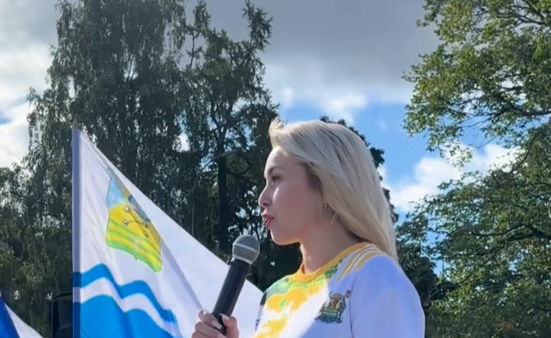 Команда из Петрозаводска отправилась на спартакиаду с флагом карельской столицы