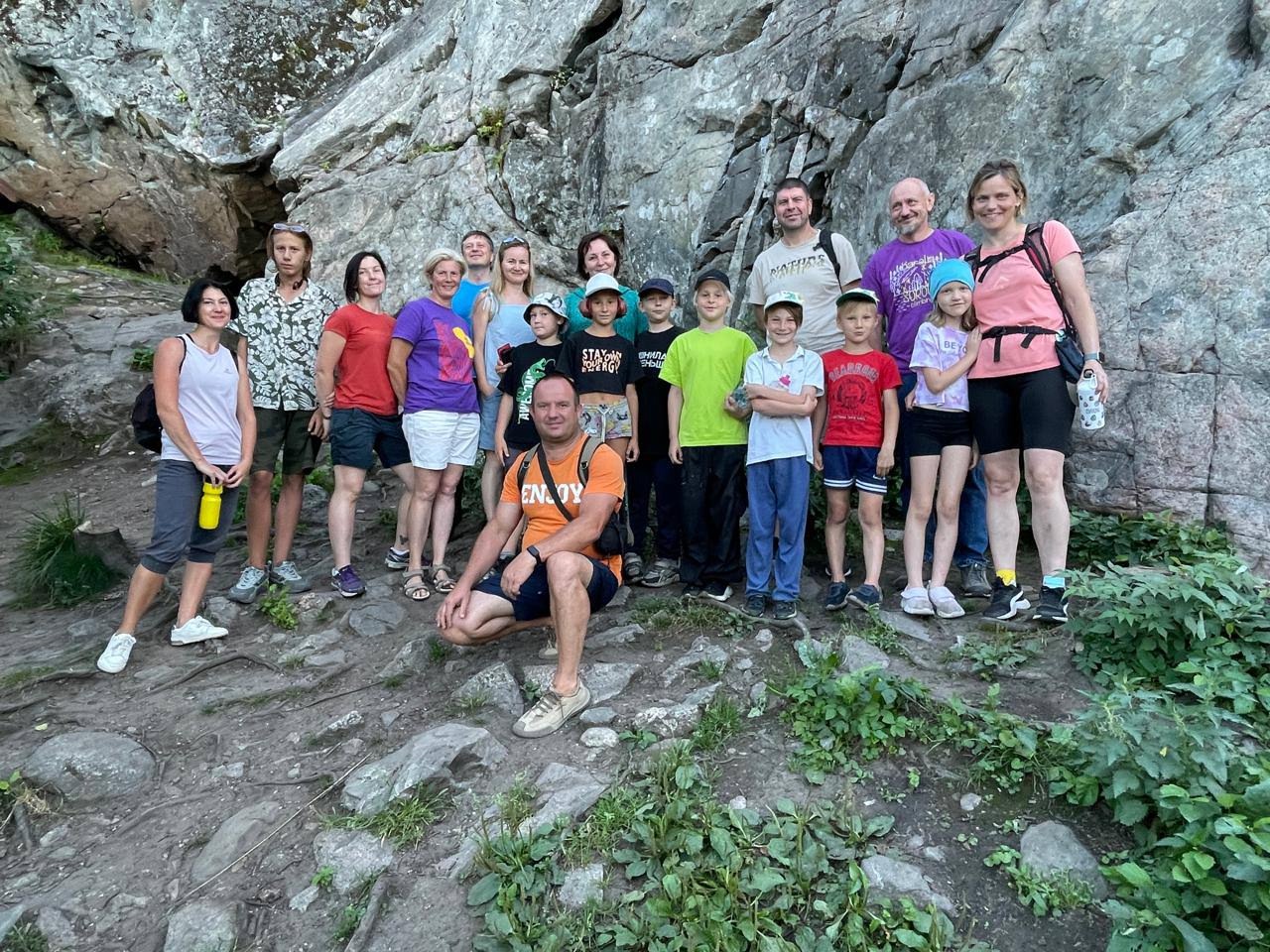 Опасный маршрут на Змеиную гору в Карелии снова открыли для детей