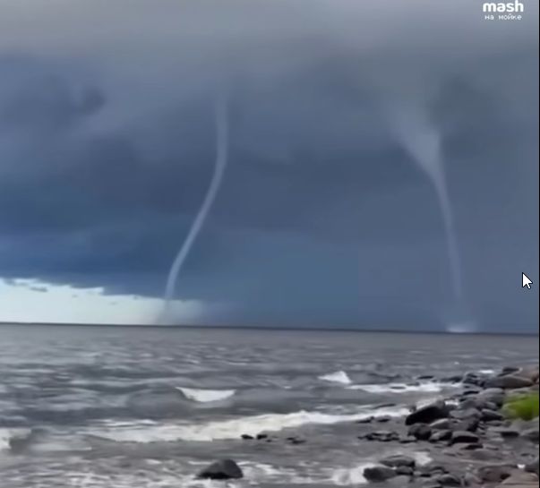 Ладогу атаковали смерчи
