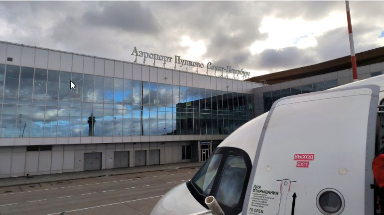 В Пулково задержали 60 рейсов из-за атак украинских дронов