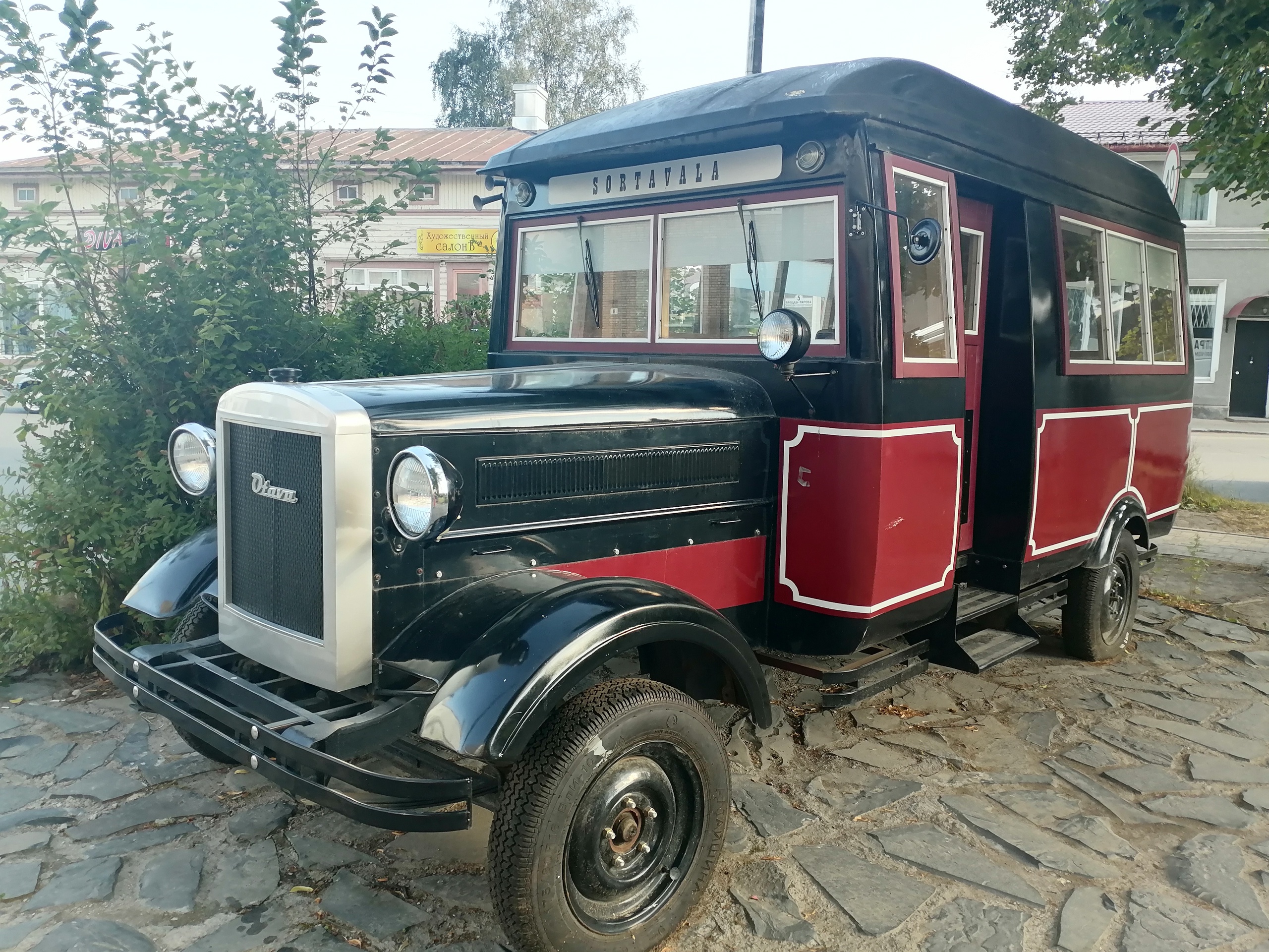 Узнали, как началась история автотранспорта в Карелии