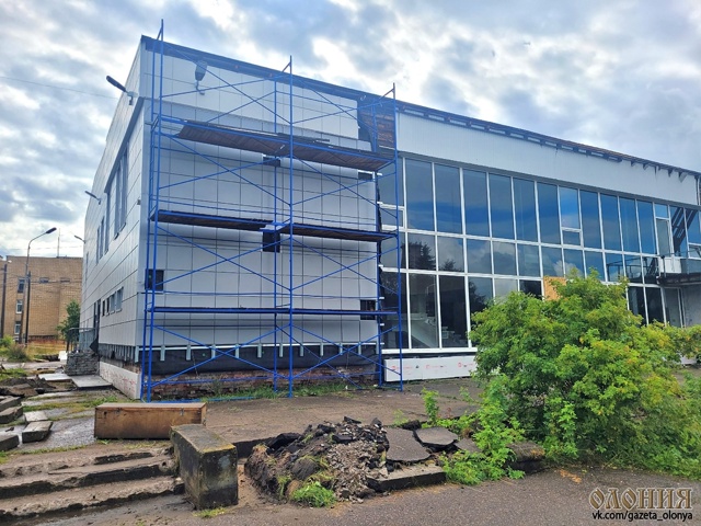 38 млн рублей: в Олонецком районе капитально ремонтируют «Октябрь»