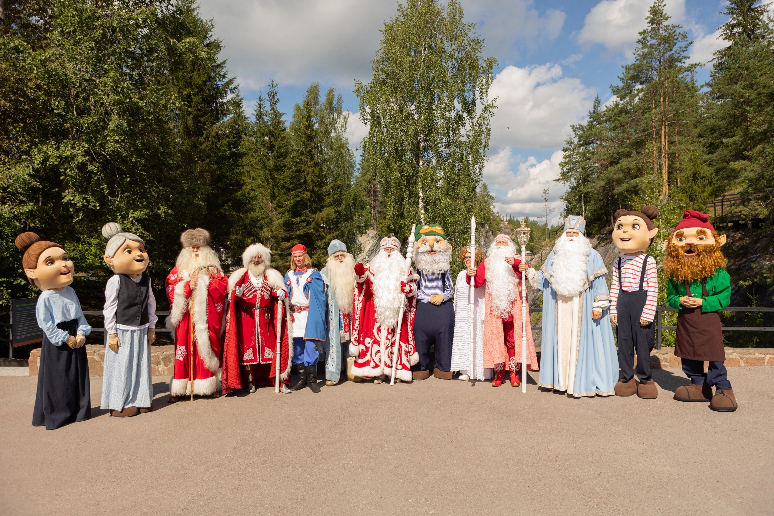 Лето со снежным настроением: Карелия первой встретит Дедов Морозов