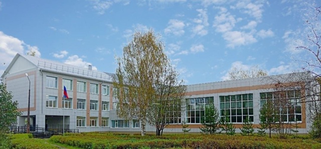 Школа №2 в Пудоже закрыта не будет