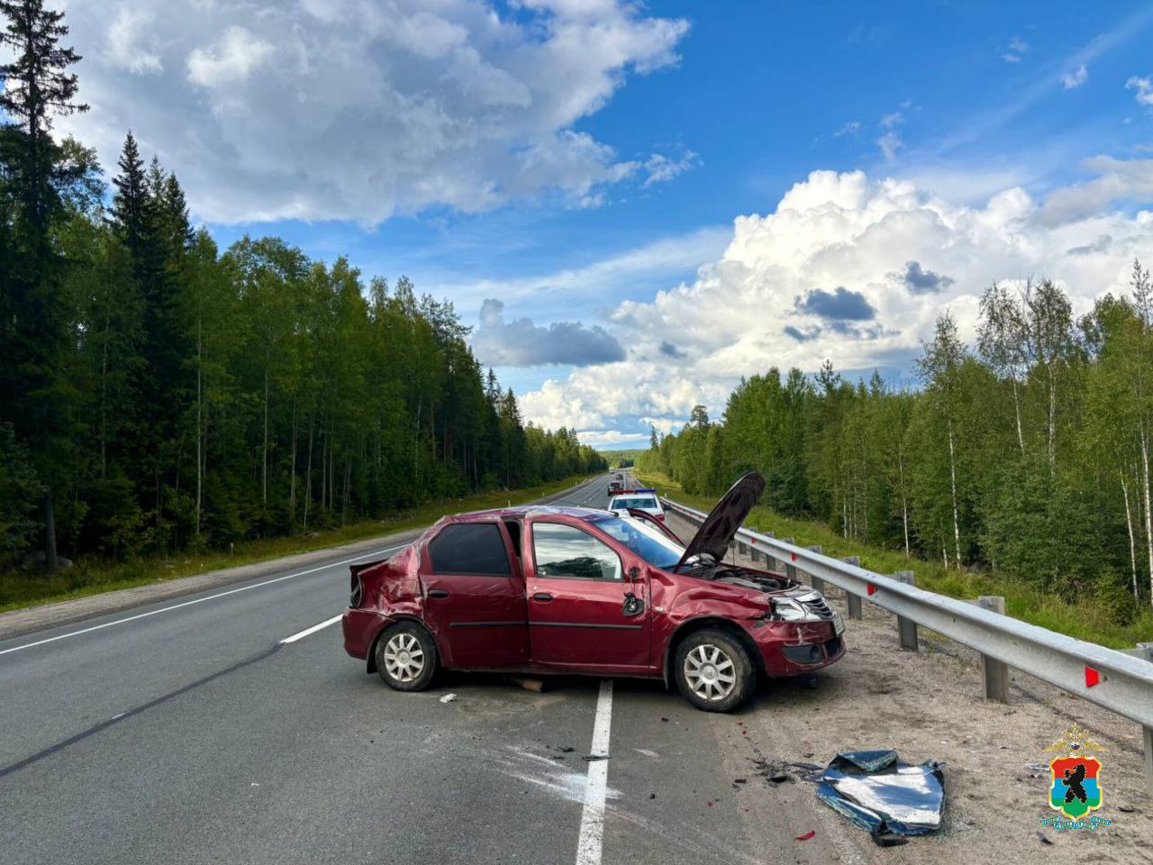 Легковушки столкнулись на встречной полосе в районе Карелии