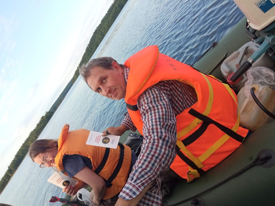 Маломерные суда проверяют в Лоухском районе на соблюдение правил безопасности