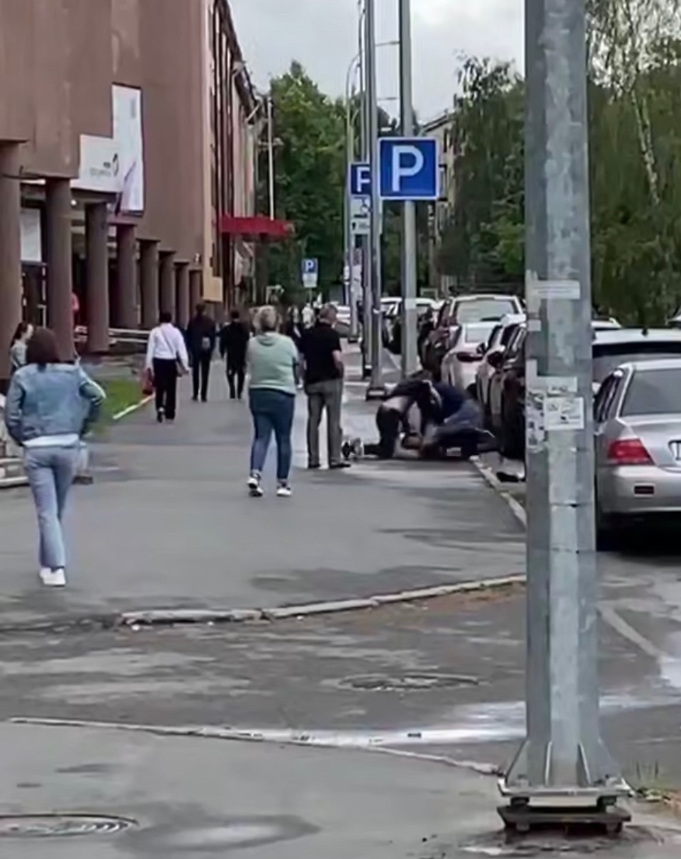 С угонщиками автомобиля в Петрозаводске церемониться не стали