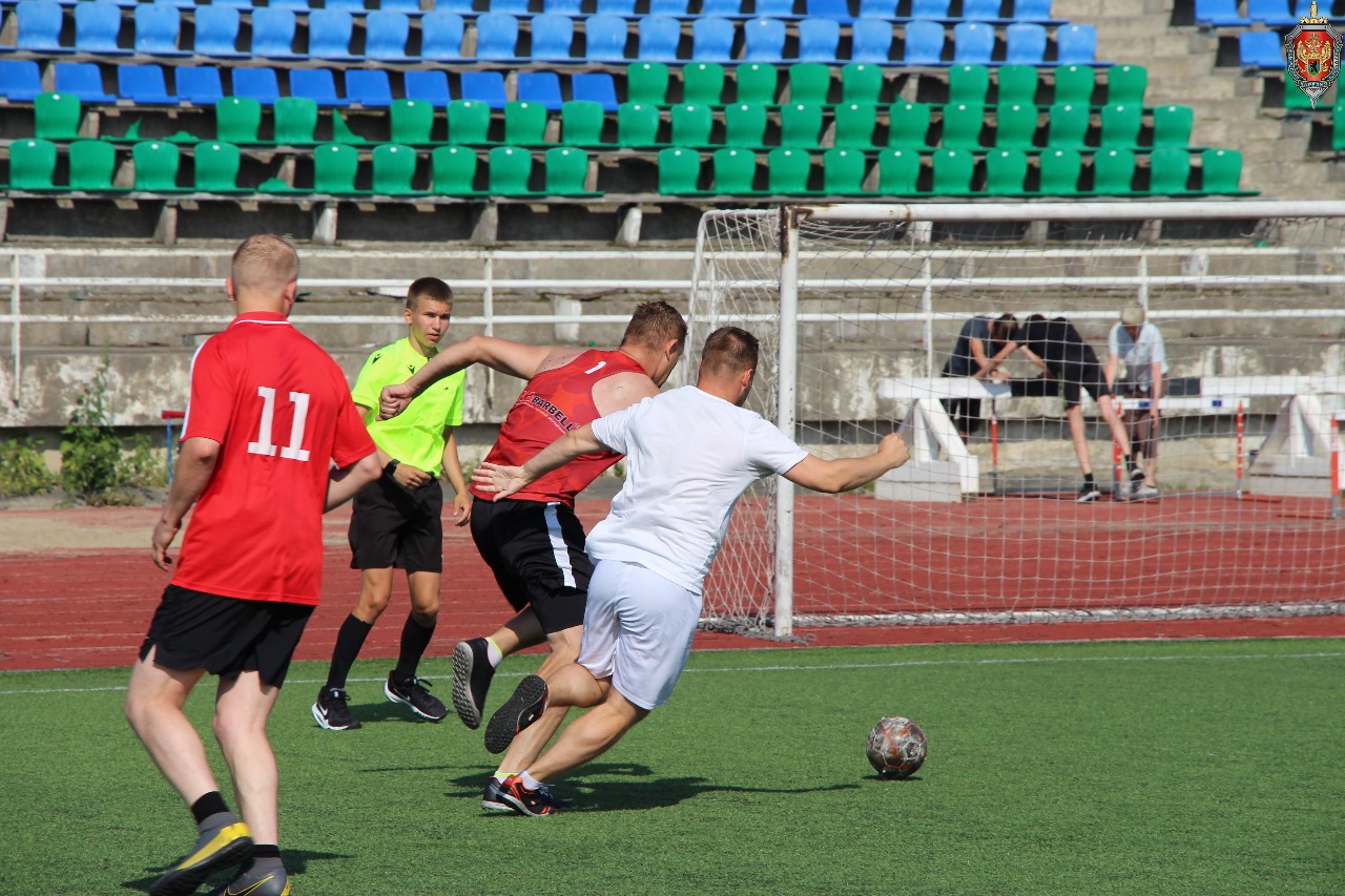 Чемпионат по мини-футболу провели сотрудники УФСБ Карелии в память о погибшем товарище 