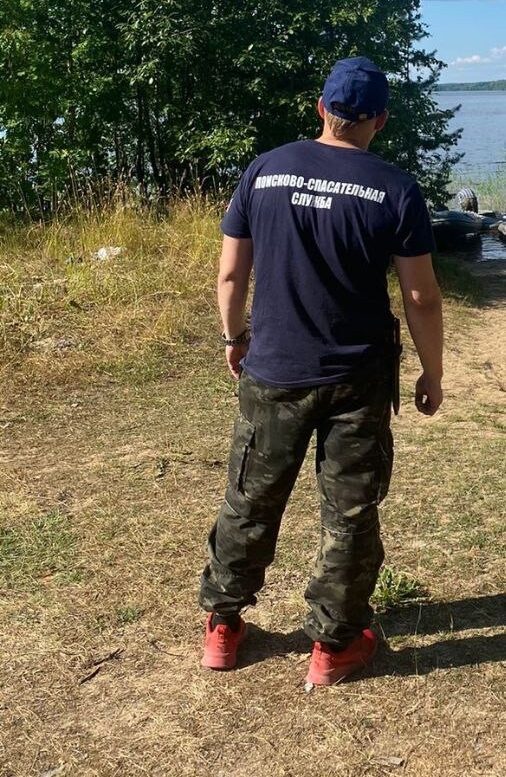 Выпавший из лодки мужчина утонул в Пудожском районе