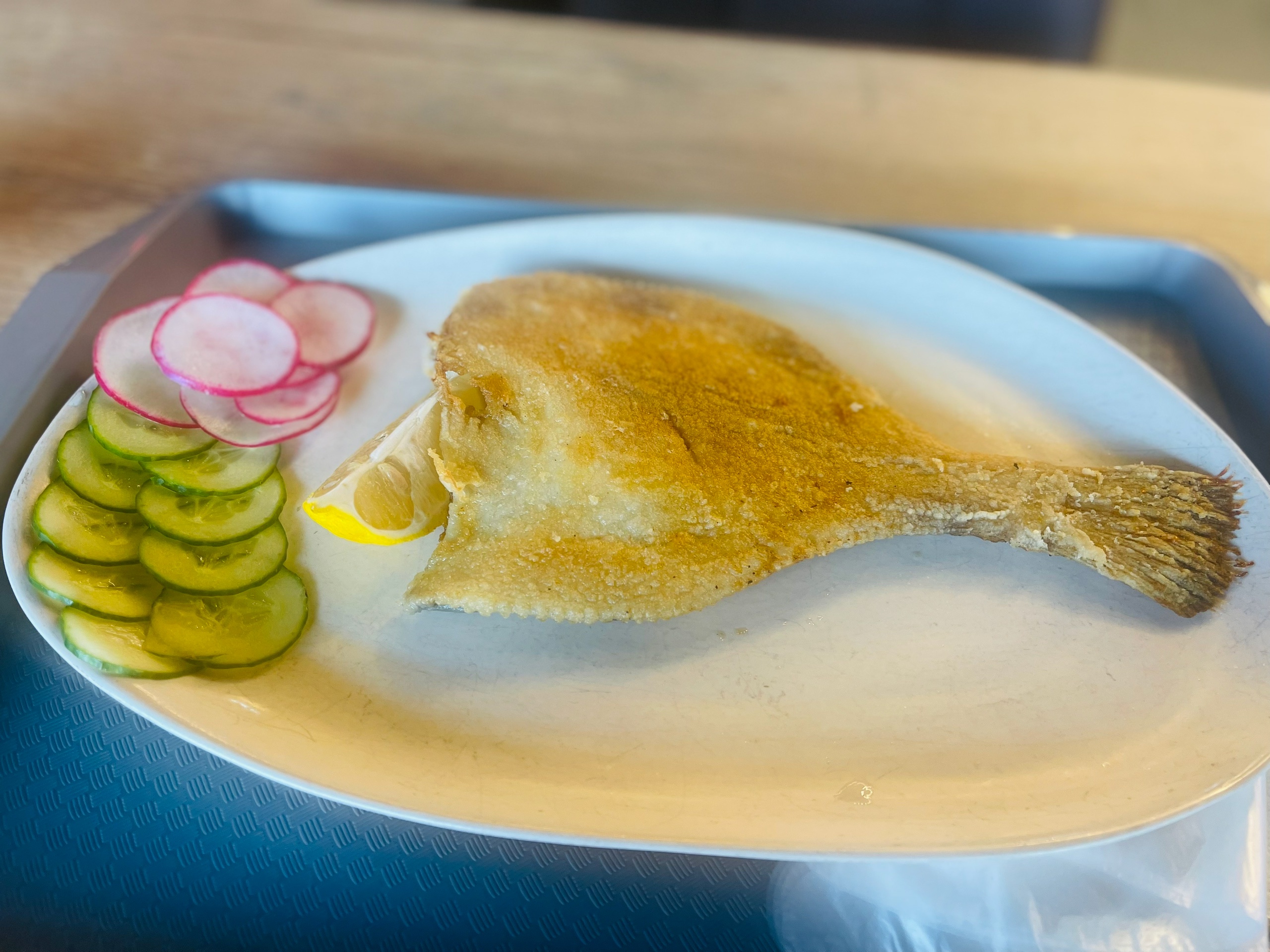 Известная журналистка уехала из Карелии и теперь наслаждается морепродуктами на новой территории