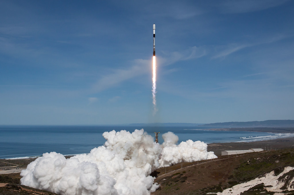 Россия запускает свой Starlink: 1200 спутников выйдут на низкую орбиту к 2027 году