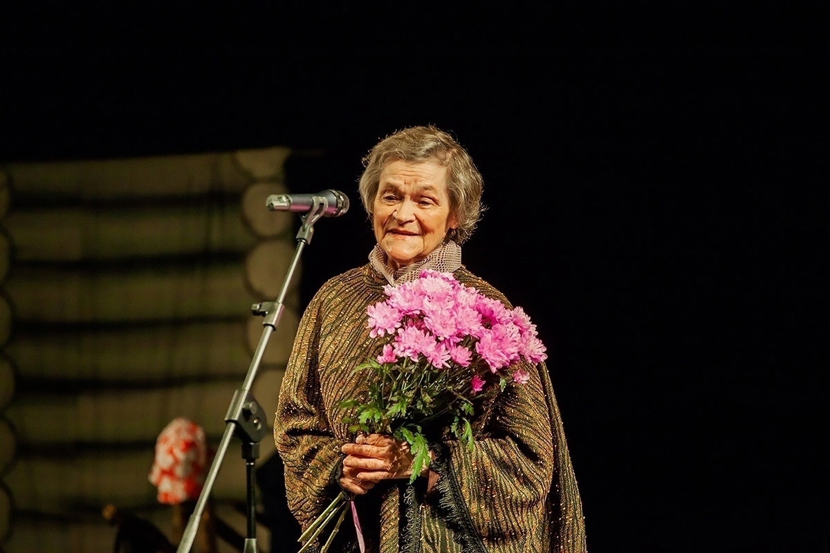 Почти семьдесят лет на сцене: умерла легендарная карельская актриса