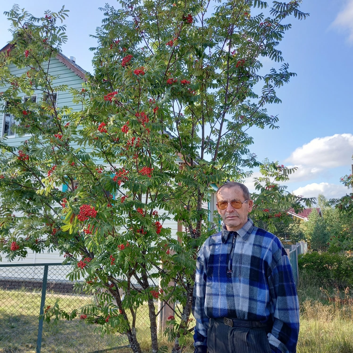 Почетный житель Челмужей Борис Ключарев отмечает восьмидесятый день рождения