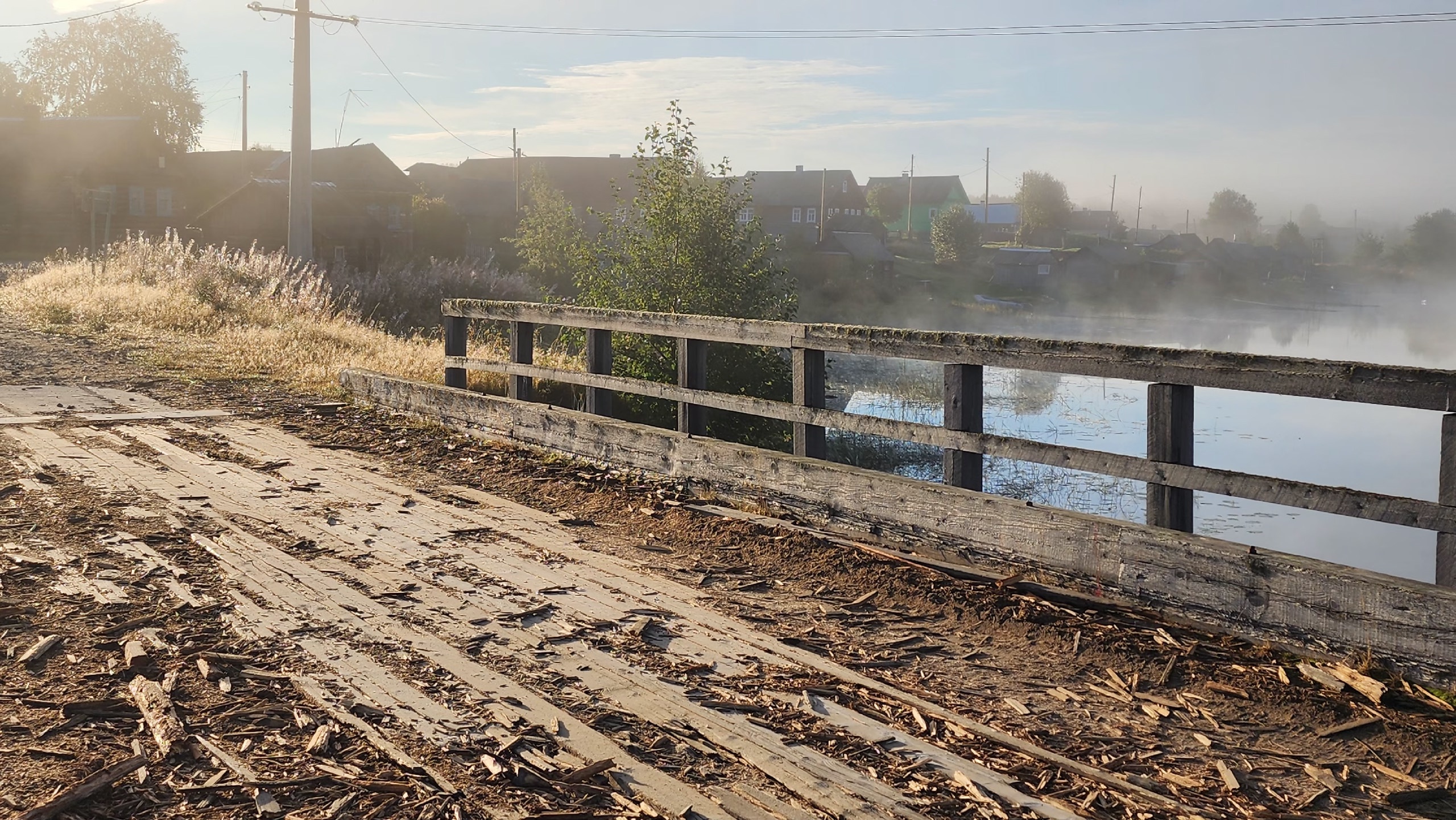 Мост через реку Сума опасен для пешеходов и транспорта