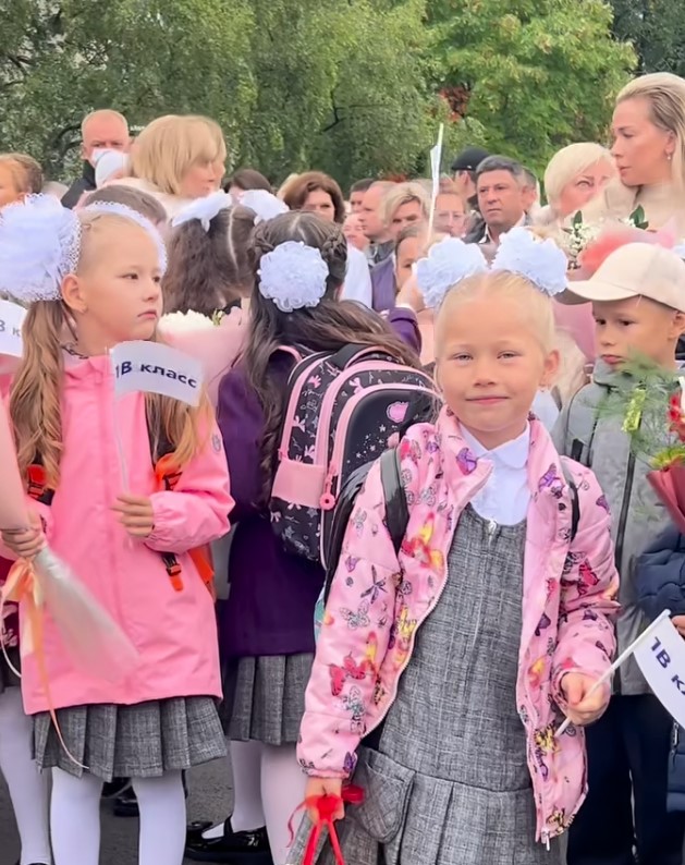 Инна Колыхматова поздравила петрозаводчан с Днем знаний