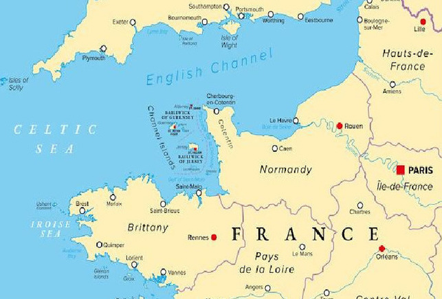 Захват танкера с нефтью в Бискайском заливе наблюдал капитан из Карелии