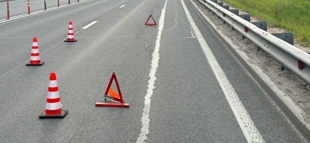 На подъезде к Петрозаводску столкнулись три автомобиля