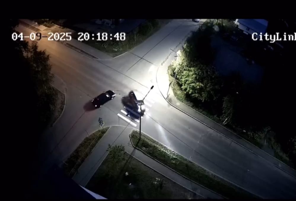 Жесткая авария на пустом перекрестке произошла в Петрозаводске