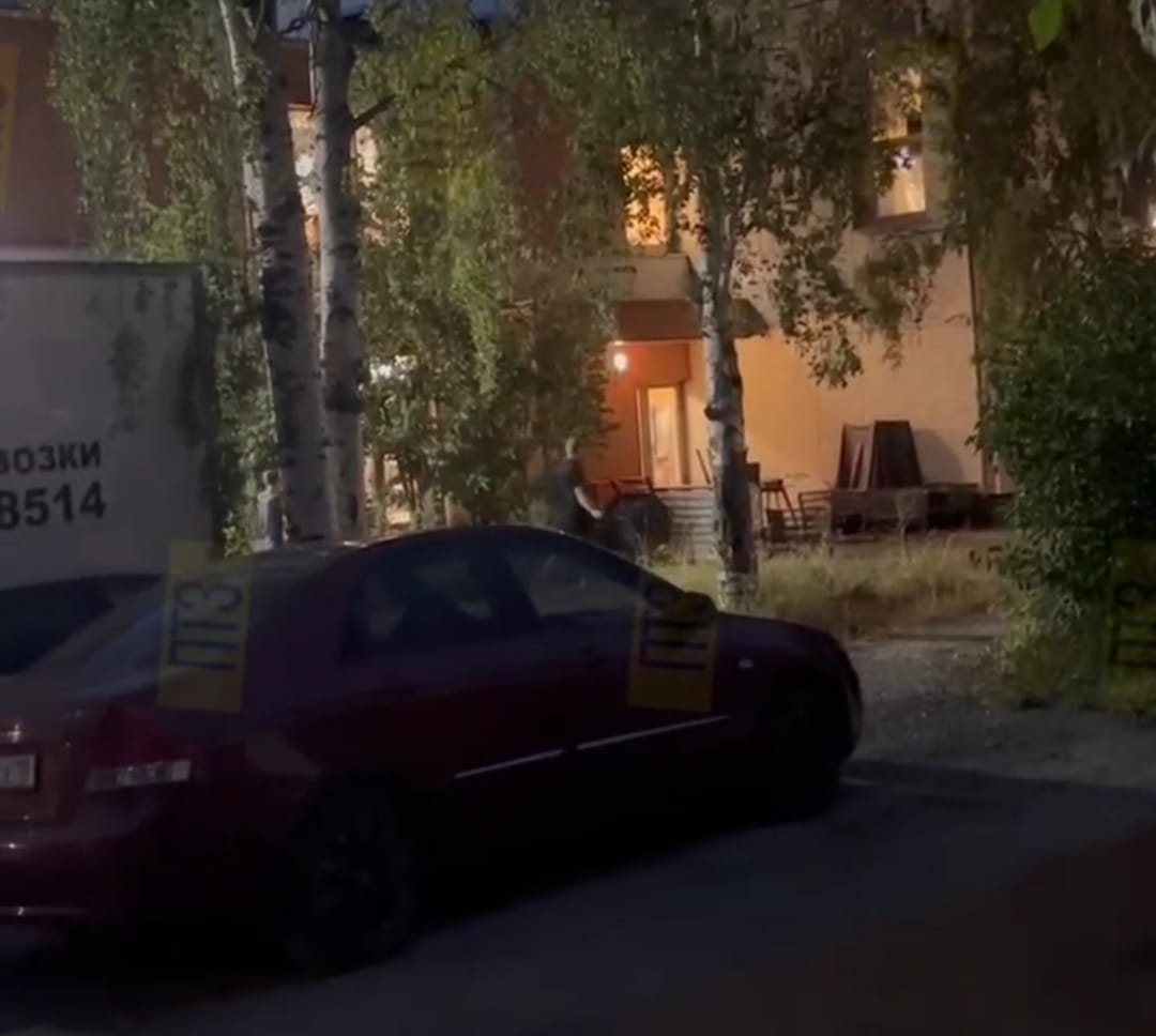 В центре исторической застройки в Петрозаводске ночной клуб не дает людям отдыхать ночью