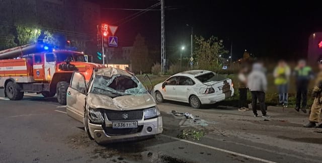 Жесткое ДПТ произошло сегодня ночью в расширенном центре Петрозаводска