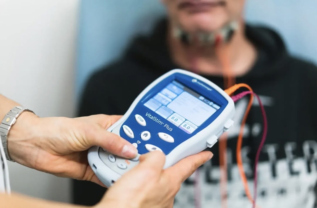 Прибор для стимуляции мышц гортани приобрели для пациентов в Республиканской больнице