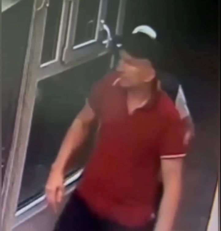 Полиция Петрозаводска разыскивает подозреваемого в грабеже