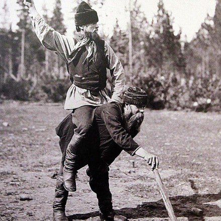 Уникальную карельскую игру kyykkä возрождают в республике