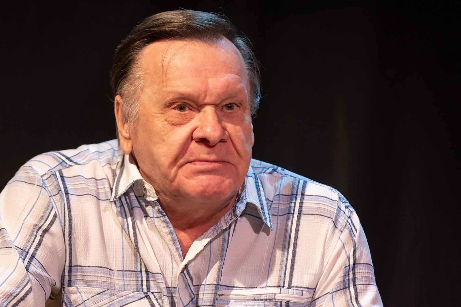 «Осиротела сцена»: известный фотограф рассказал об ушедшей душе театра в Карелии