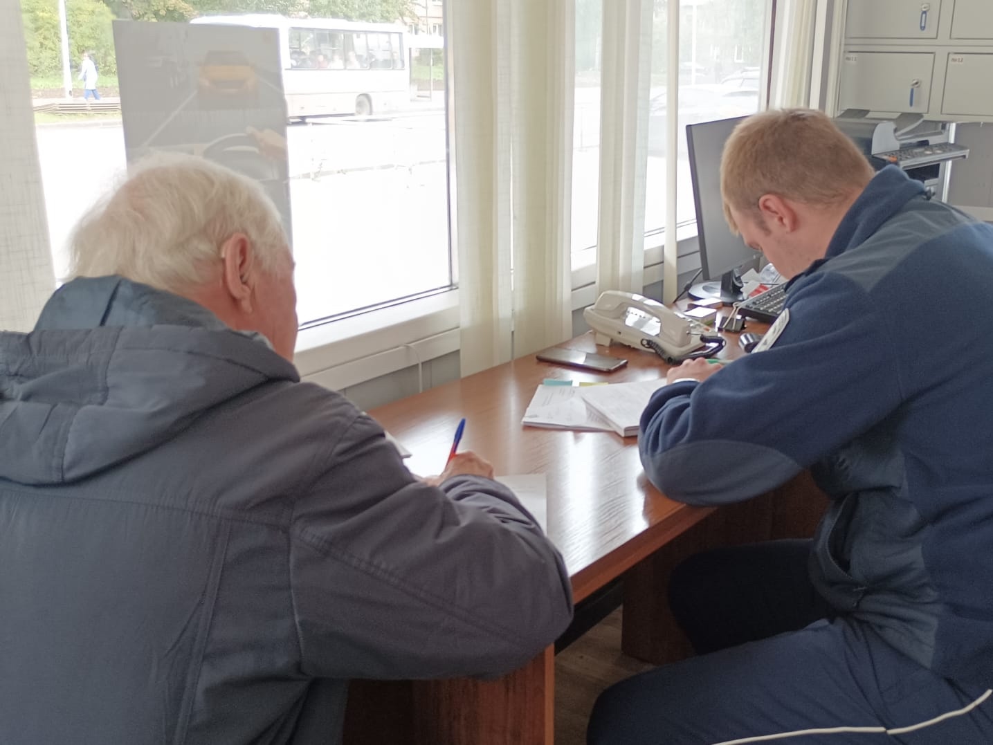 Водителя, который летел на красный через «зебру» на Ключевой, нашли в Петрозаводске