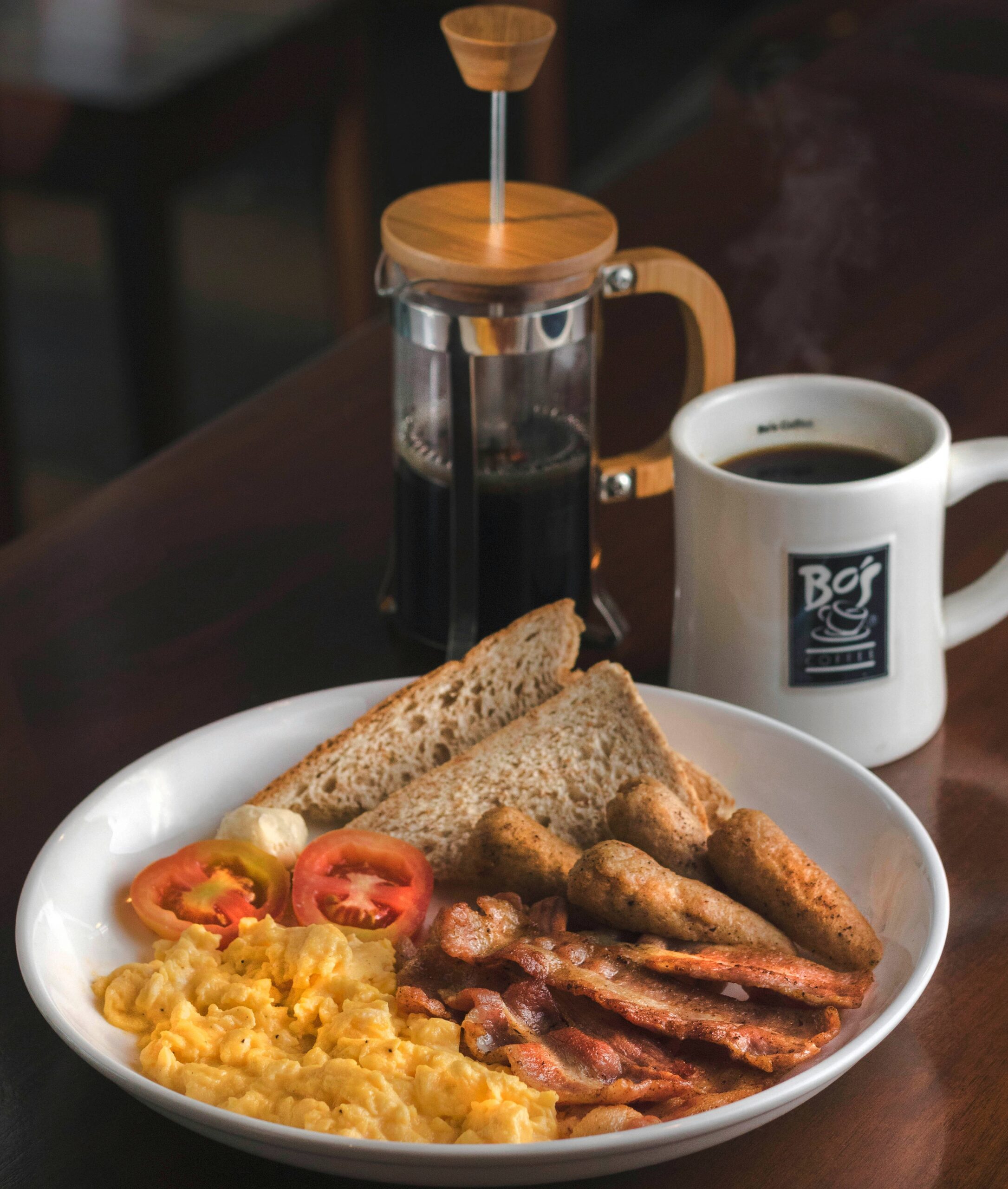 Поздно позавтракал — рано умер: как время еды влияет на продолжительность жизни