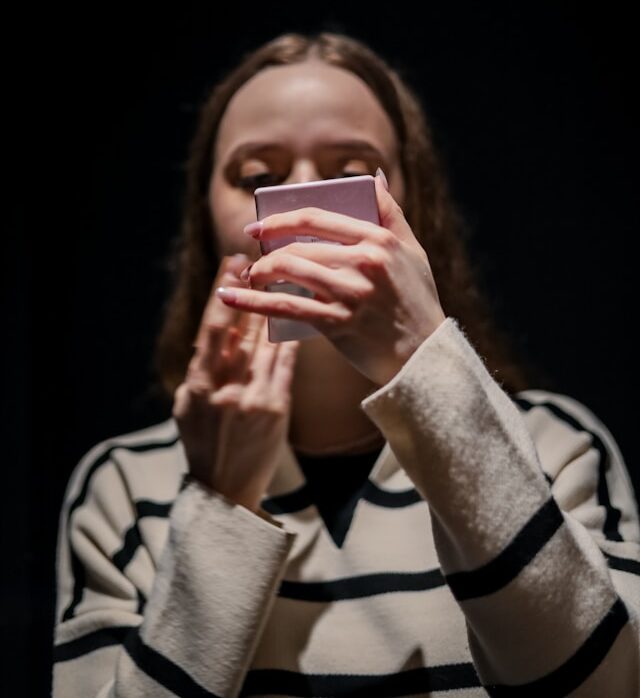 Сегежанку привлекла цена машины из Европы и она отправила 4 млн рублей аферистам