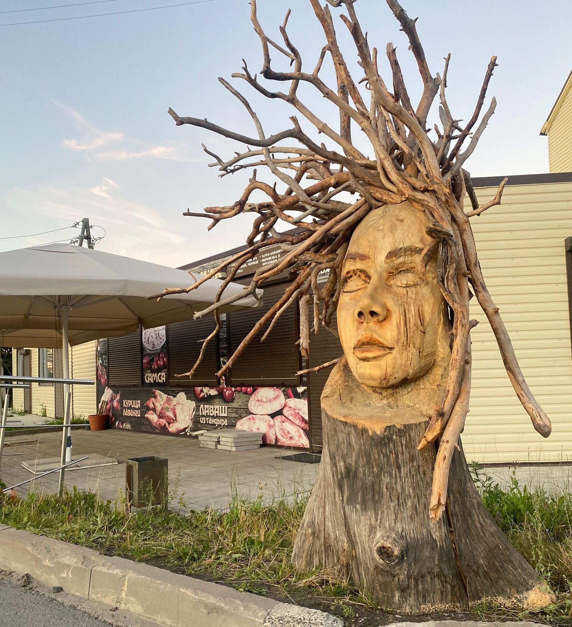 Необычная скульптура появилась в Петрозаводске