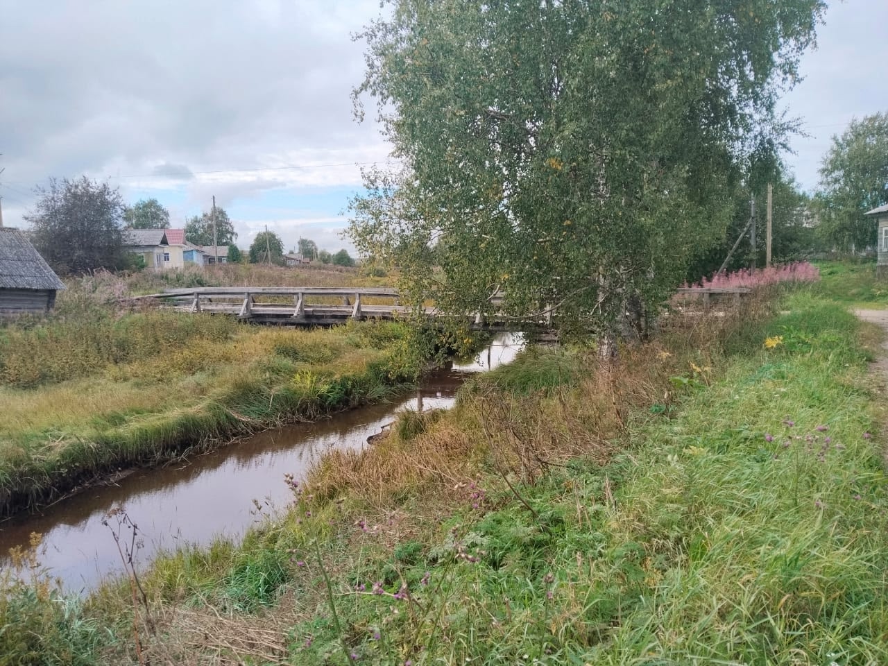 Аварийный мост отремонтируют в карельском селе Колежма