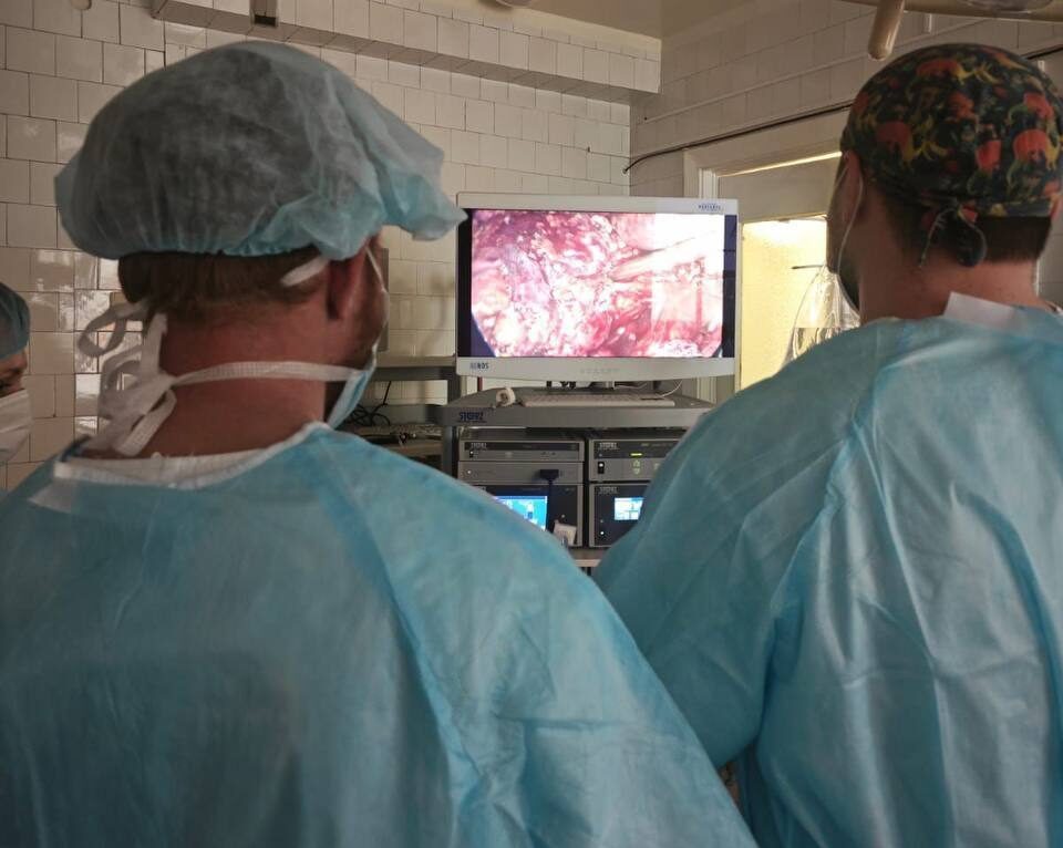 Врачи Республиканской больницы провели сложную операцию мужчине с почечной недостаточностью