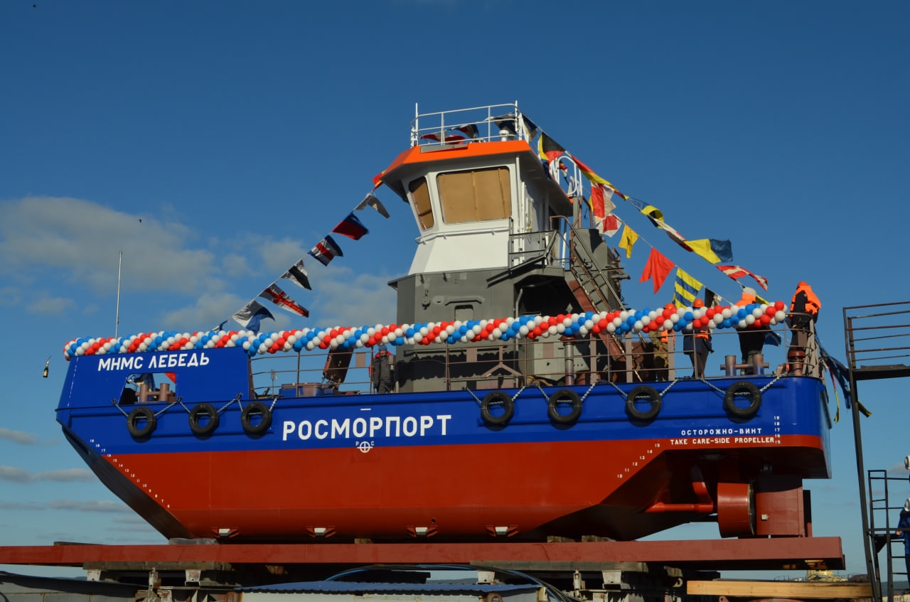 Нефтемусоросборщик спустили на воду на Онежском судостроительно-судоремонтном заводе