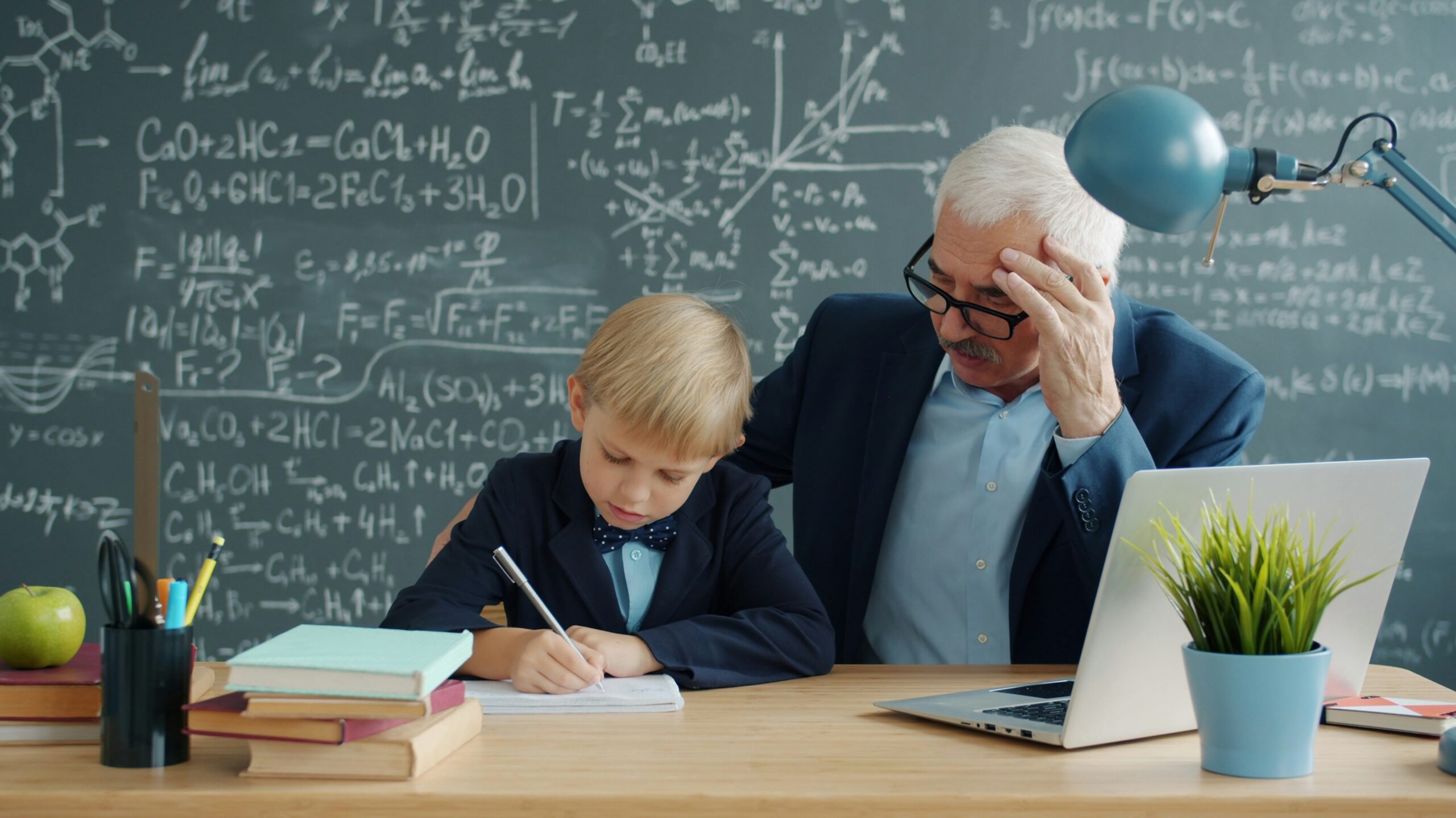 Спрос на репетиторов для ЕГЭ вырос на 120% в Карелии