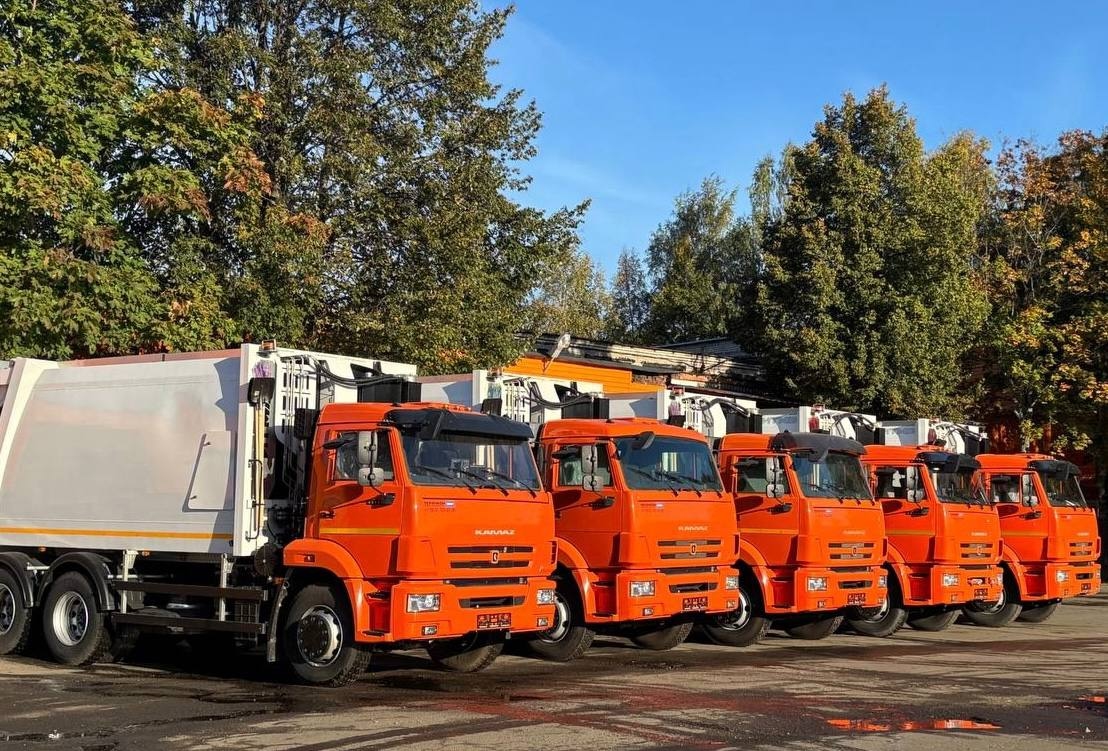 Парк «Автоспецтранса» продолжает обновляться