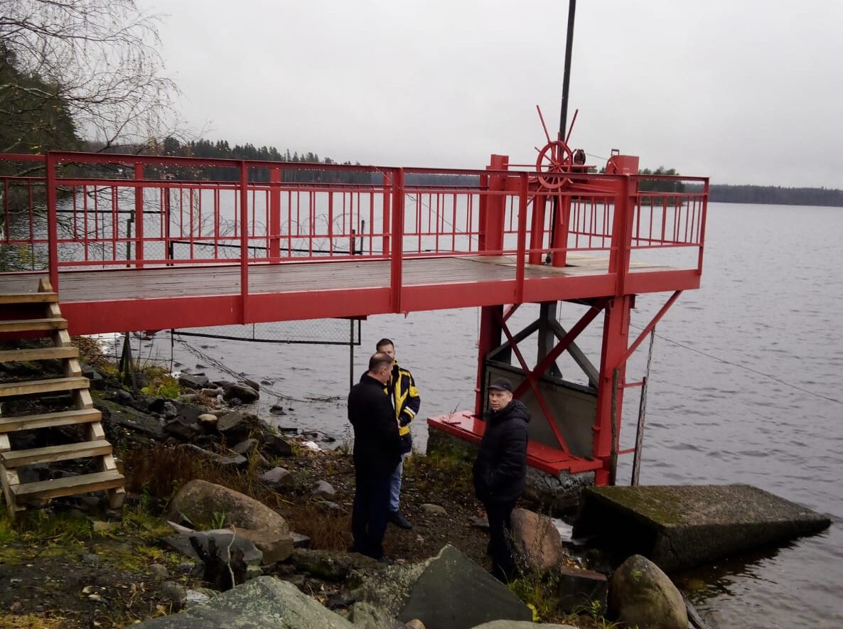 Эксперты проверили Лососинскую плотину на готовность к половодью Эксперты проверили Лососинскую плотину на готовность к половодью