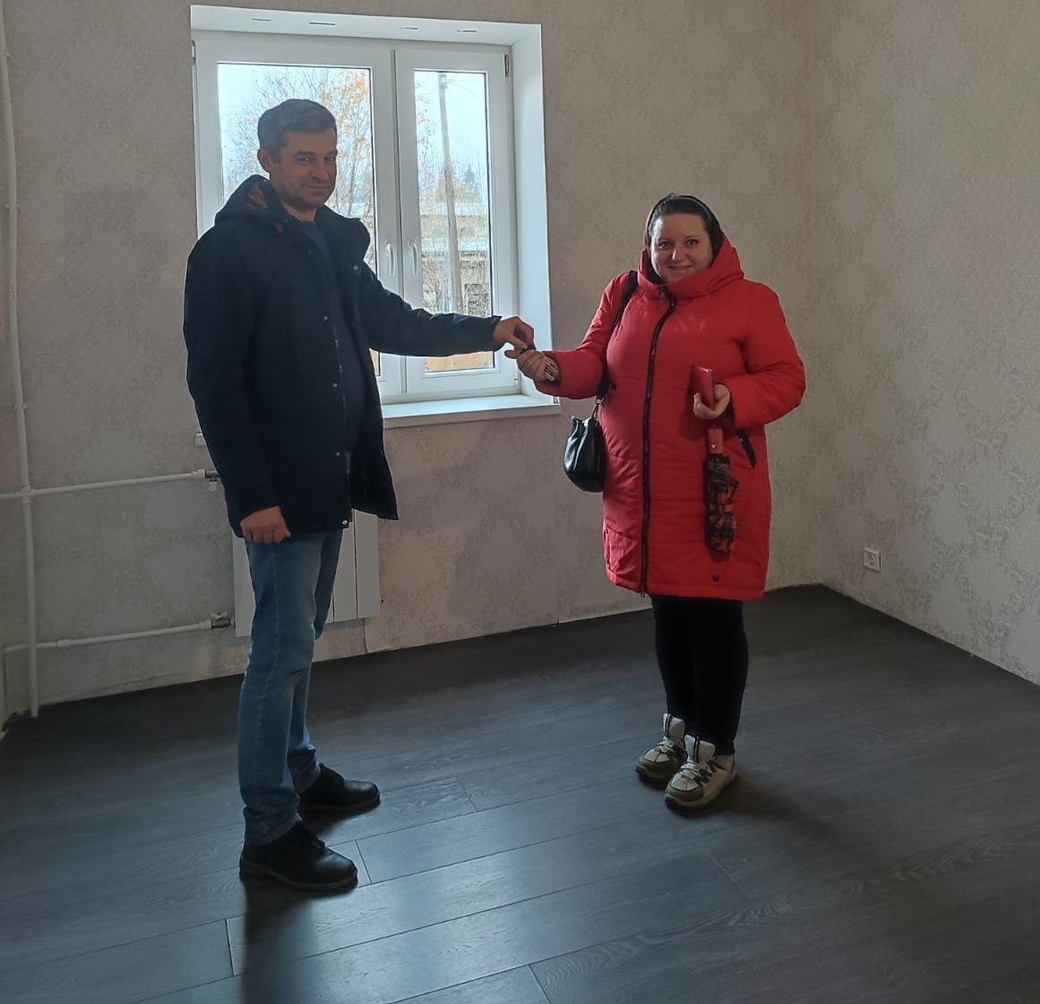 Семьи в Питкярантском районе получили ключи от нового жилья Семьи в Питкярантском районе получили ключи от нового жилья