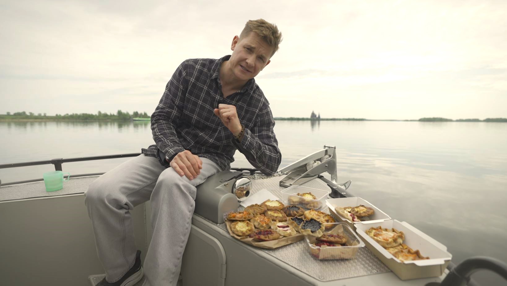 Ведущий федерального канала СТС покажет «100 мест, где поесть» в Карелии