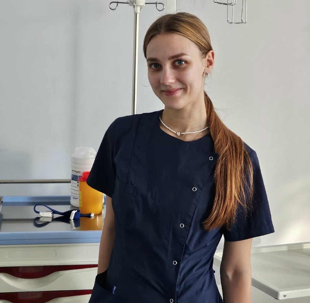 Акушерка из карельского перинатального центра рассказала, как книга определила ее профессию