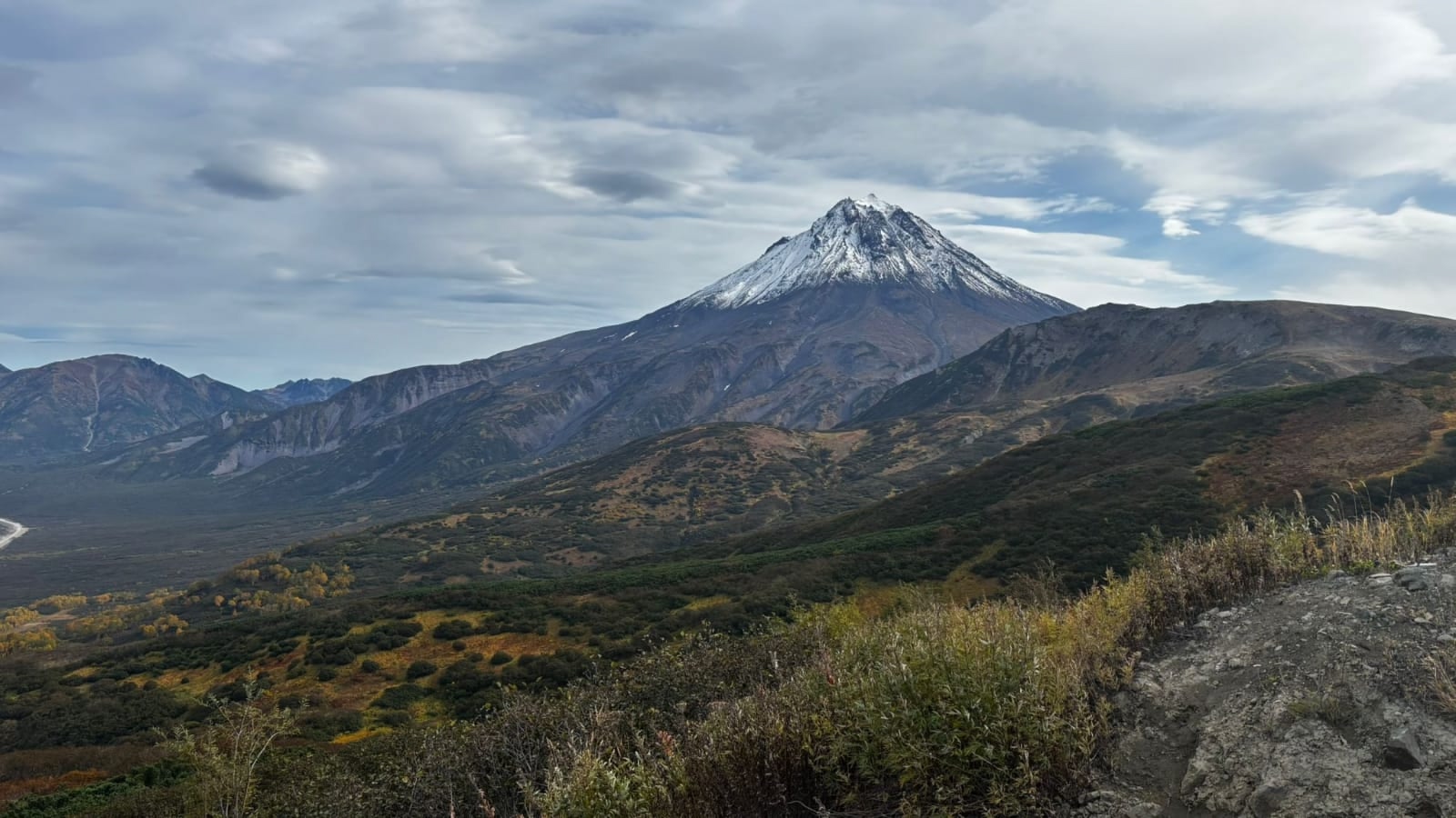 Петрозаводские врачи посетили Малую долину гейзеров на Дальнем Востоке