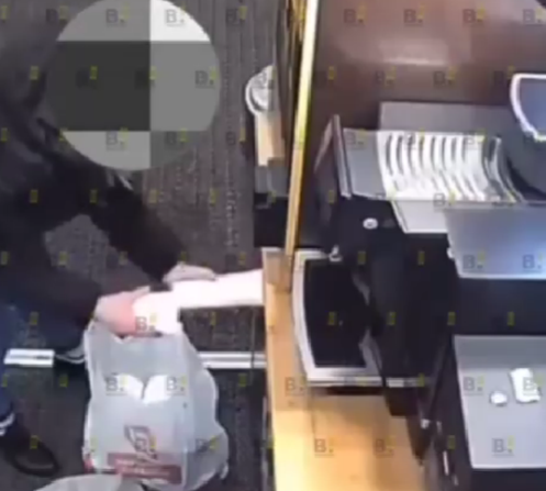 Женщина воровала кофейные стаканчики в магазине Петрозаводска