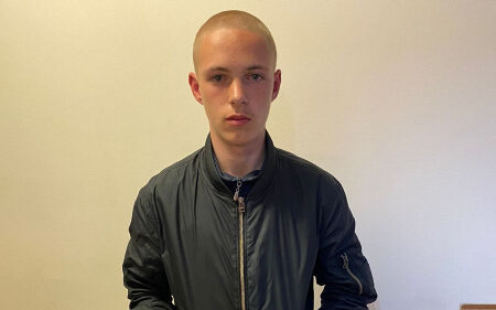 Полиция Петрозаводска разыскивает сбежавшего обвиняемого в преступлении Полиция Петрозаводска разыскивает сбежавшего обвиняемого в преступлении