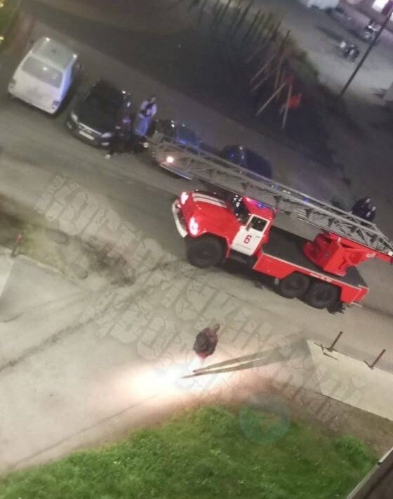 В городе горняков Карелии загорелась высотка