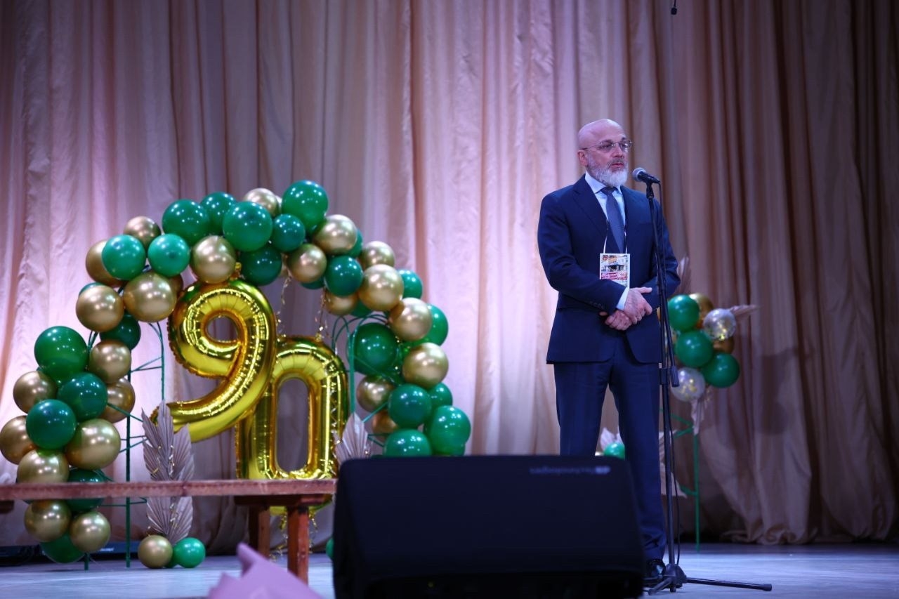 Председатель Заксобрания Карелии поздравил Пиндушскую школу с юбилеем Председатель Заксобрания Карелии поздравил Пиндушскую школу с юбилеем