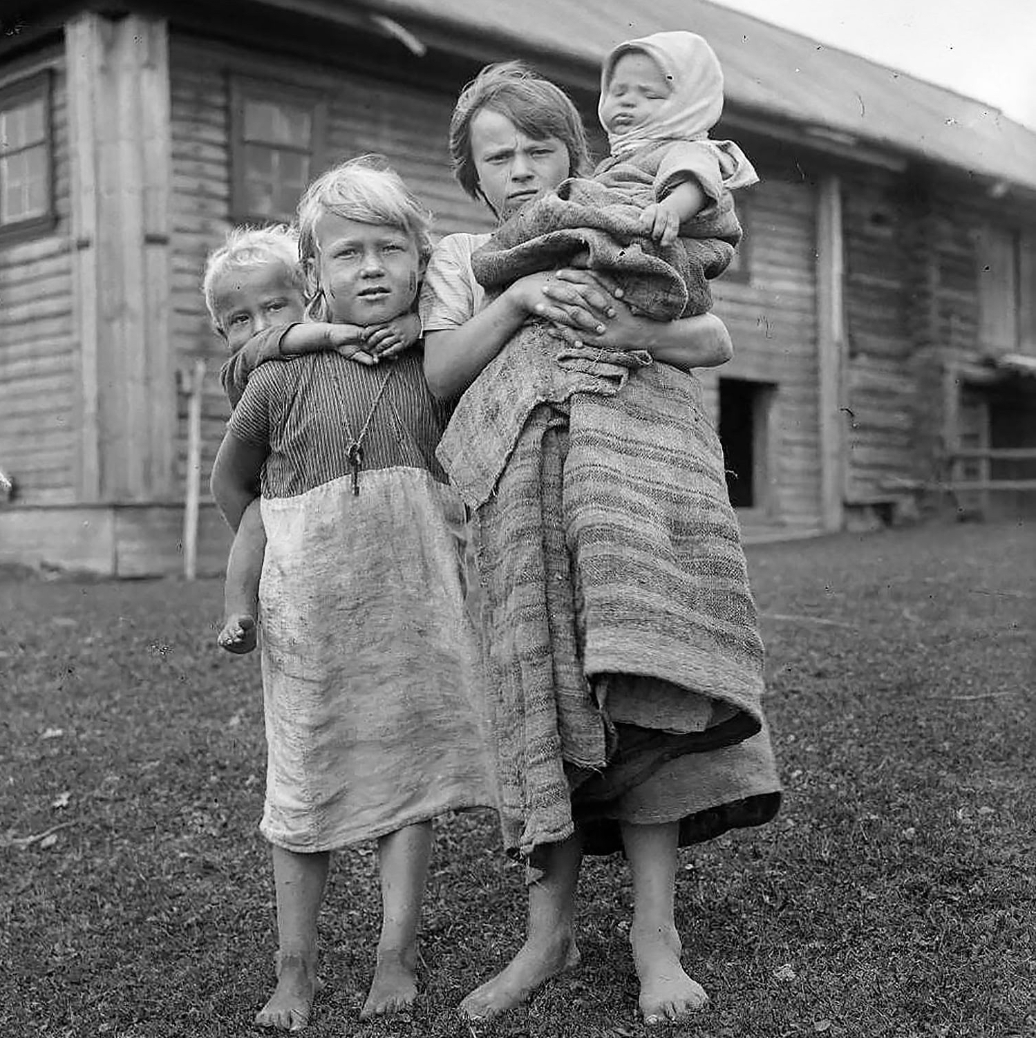 «Дочке десять лет — матери дела нет»: какие обязанности были у детей столетие назад «Дочке десять лет — матери дела нет»: какие обязанности были у детей столетие назад